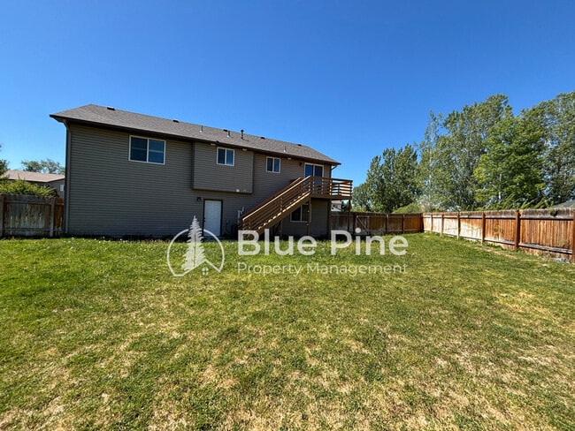 Building Photo - 4333 High Desert Dr