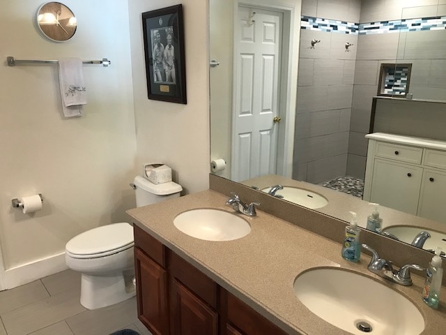 Bathroom - 27 Sugar Maple Ln