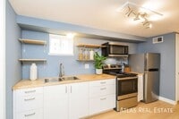 Building Photo - 1310 Corona St