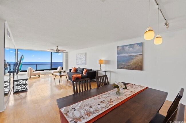 Building Photo - 1650 Ala Moana Blvd