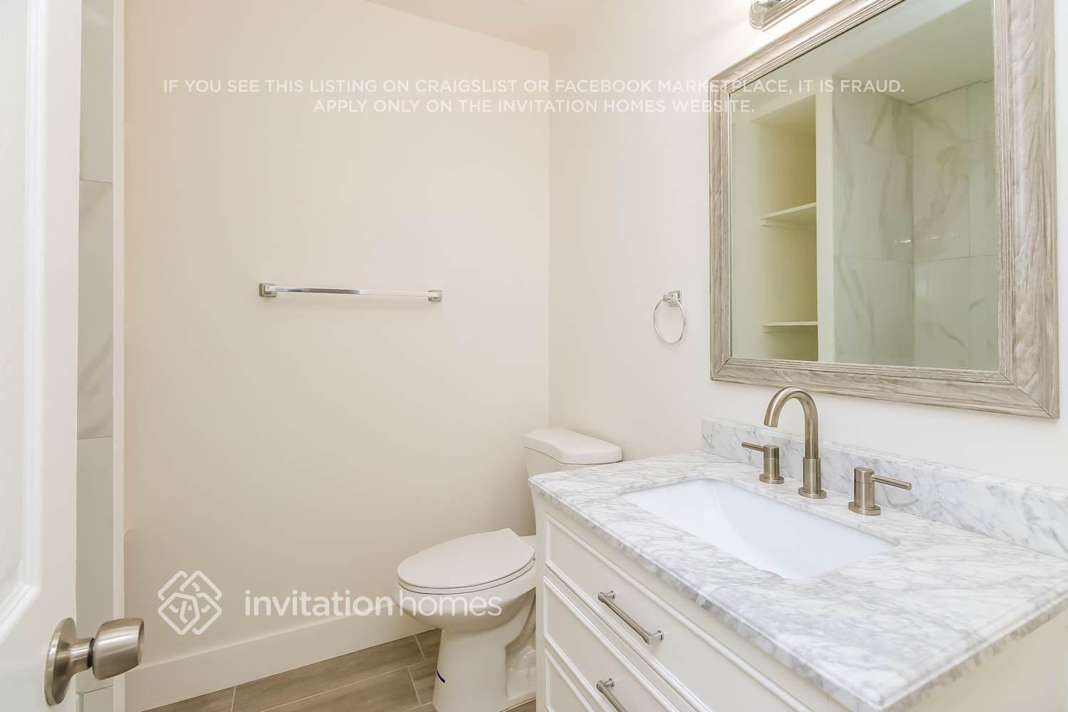 Building Photo - 743 W Ivanhoe St