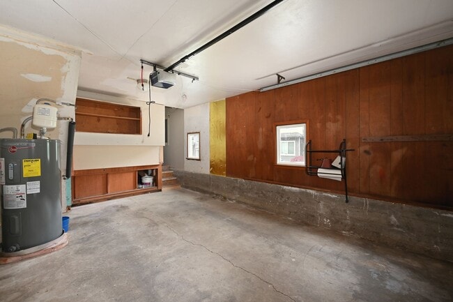 Building Photo - 13804 Redmond Wy