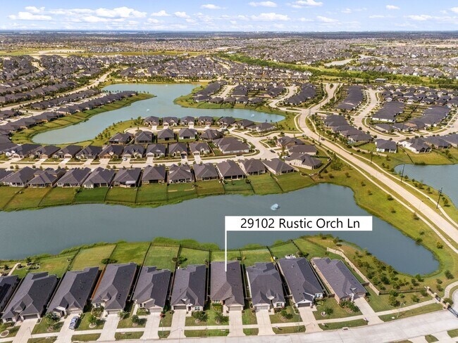 Building Photo - 29102 Rustic Orch Ln