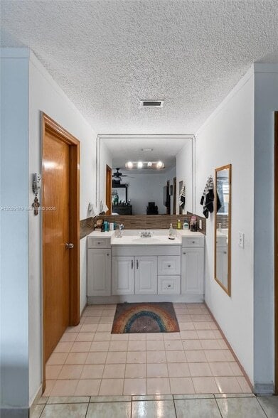 Building Photo - 5274 SW 145th Ave