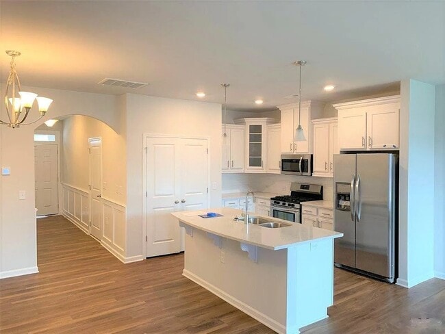 Building Photo - 6185 Beale Loop