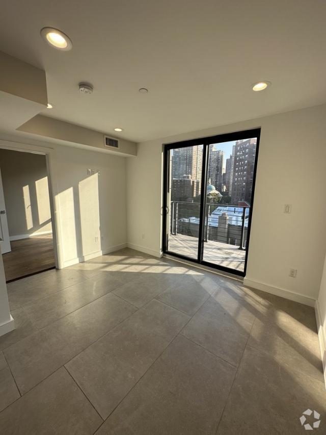 Building Photo - 1 bedroom in New York NY 10029