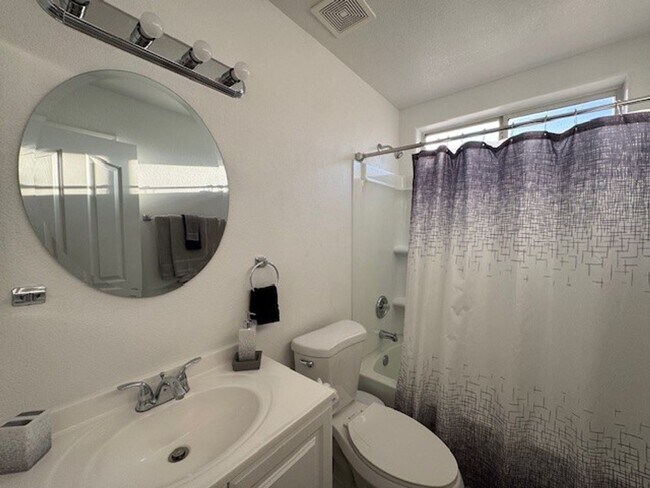 Building Photo - Pool Home with 3Bedrooms +Bonus Room Bullhead Parkway-Desert Foothills Estates- Can Be "Furnished...