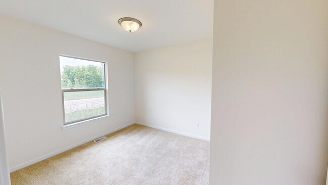 Building Photo - 5391 Swan Dr