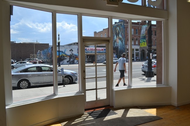Building Photo - Stratford Hotel Apartments