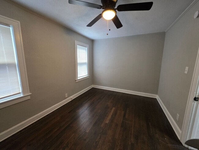 Building Photo - Spacious 4 Bedroom Home with Classic Charm