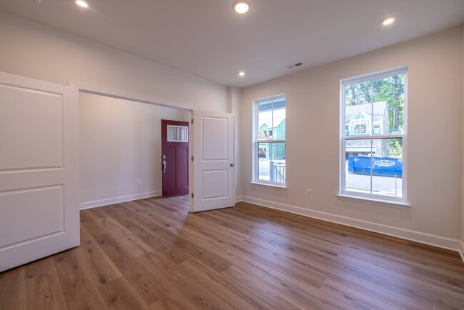 Building Photo - 11541 Chapman Ml Dr