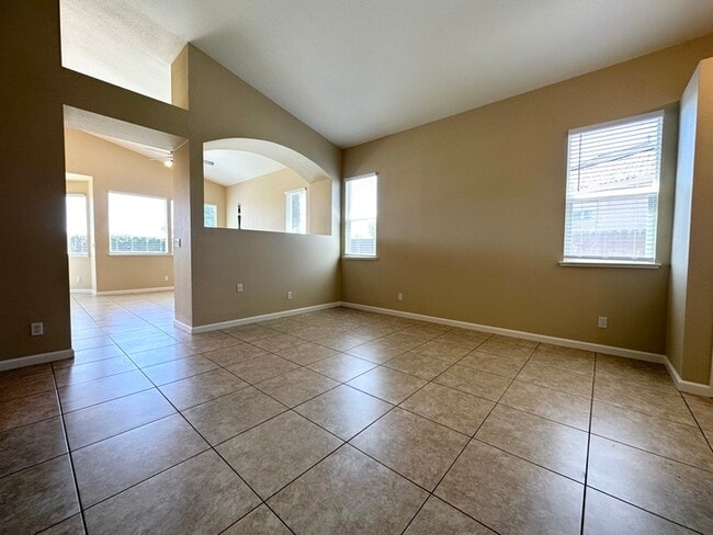 Building Photo - Beautifully Updated 3-Bedroom, 2-Bath Home...