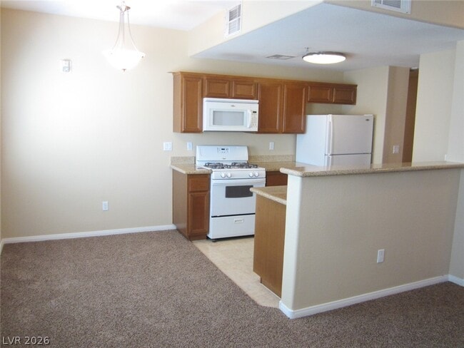 Building Photo - 7701 W Robindale Rd