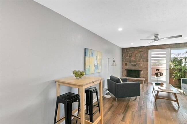 Building Photo - Remarkable 1 bedroom Condo in Governors Park