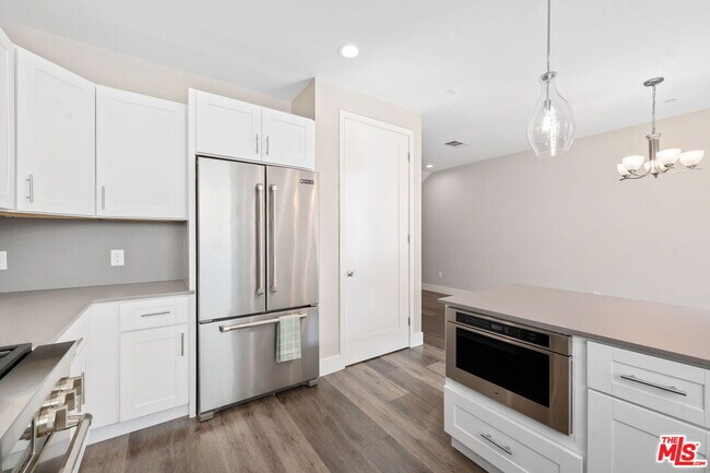 Building Photo - 4428 Paxton Pl