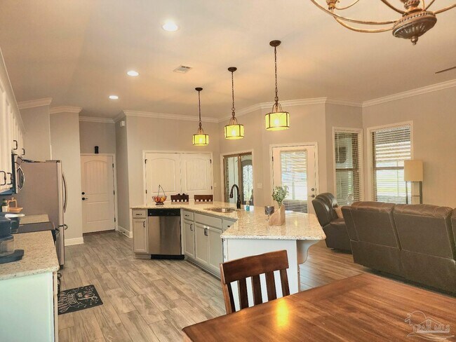 Building Photo - 662 Wild Heron Way
