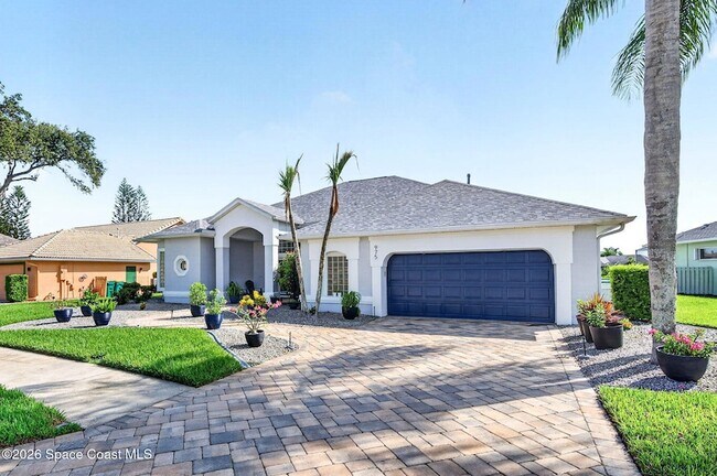 Building Photo - 975 Wildwood Dr