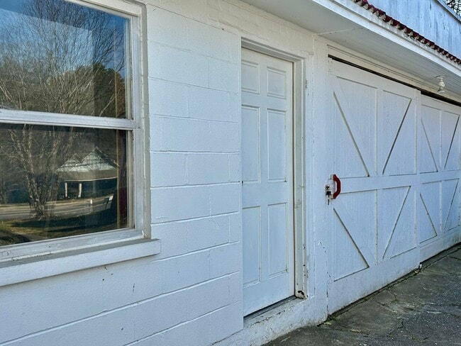 Building Photo - Rockmart Rental
