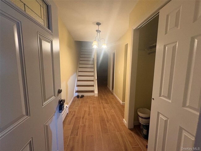 Building Photo - 72 Greenway Terrace