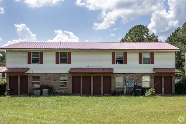 Rear Entrance/Exits - 1500 N Archusa Ave