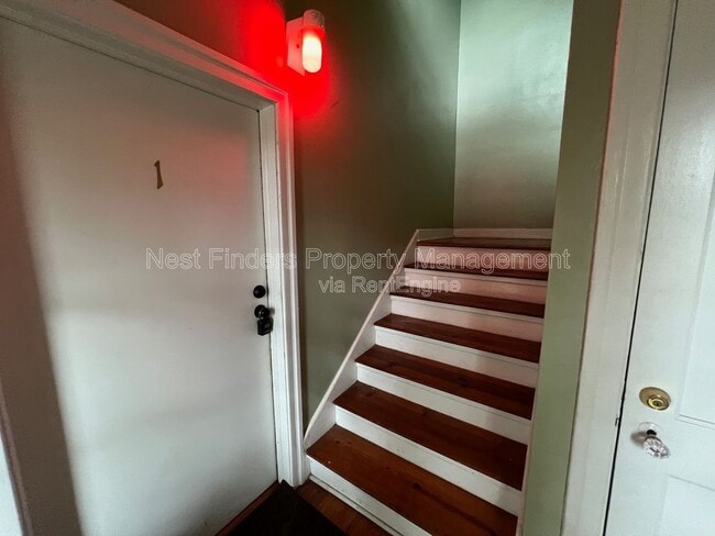 Building Photo - 2608 College St