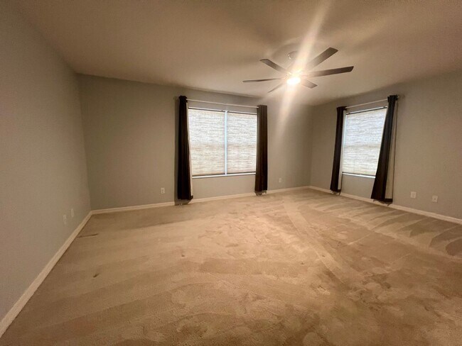 Building Photo - 1200 Pensacola Ct