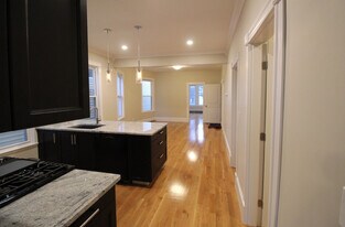 Building Photo - 125 Princeton St