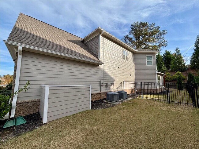 Building Photo - 7590 Bromyard Terrace