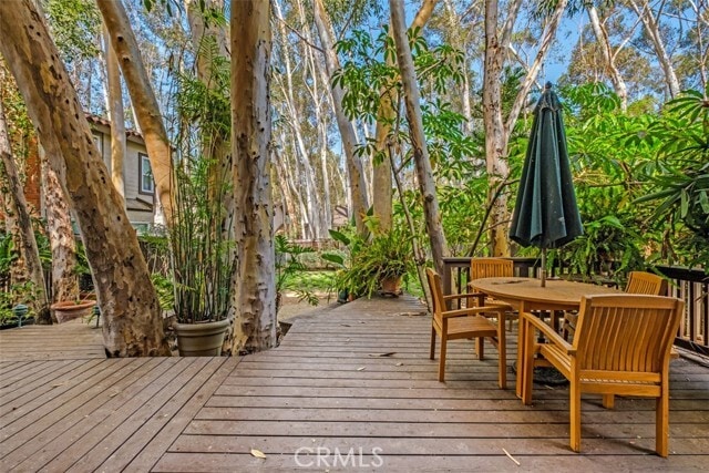 Building Photo - 24881 Village Wood Ln