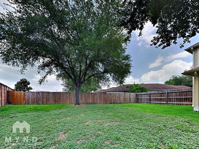 Building Photo - 7102 Cypress Pr Dr