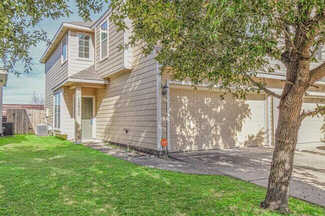 Primary Photo - 15930 Langhamwood Ln