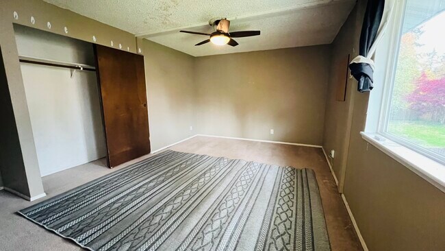 Building Photo - 3732 S 254th Pl