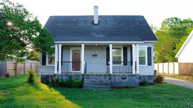 Primary Photo - 68 Smythe Ave