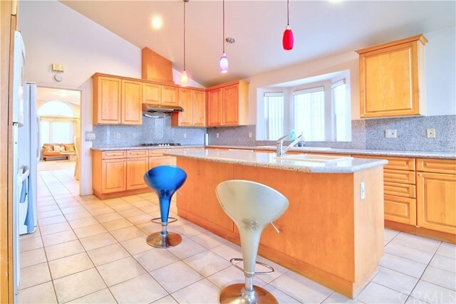 Building Photo - 429 W Woodruff Ave