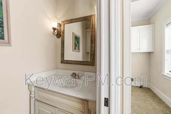 Building Photo - 529 John Fox Run