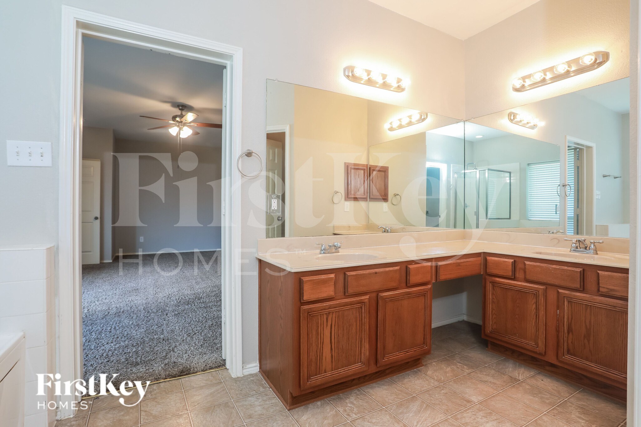 Building Photo - 1731 Vista Ridge Dr W