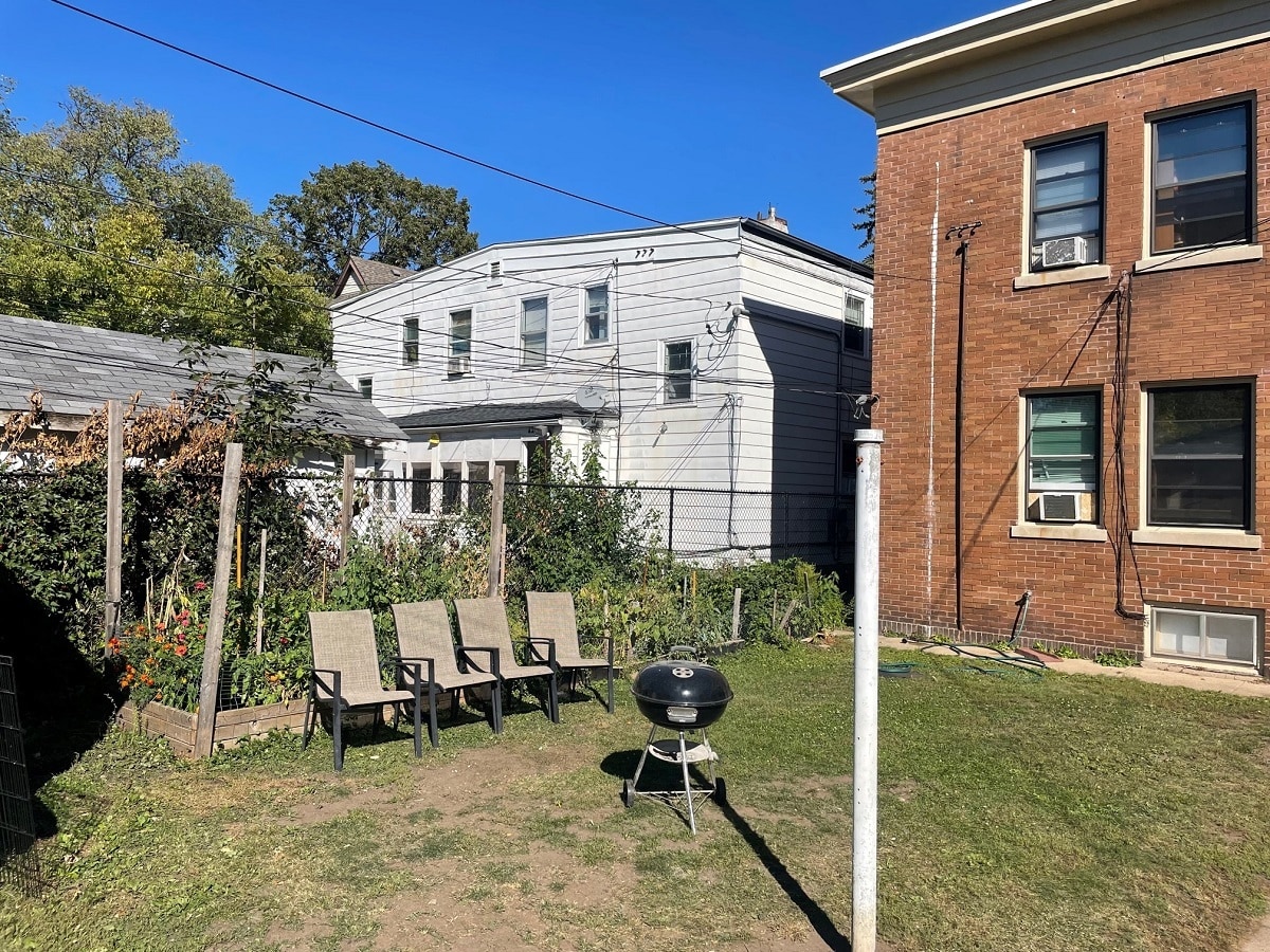 Building Photo - 3208 Blaisdell Ave