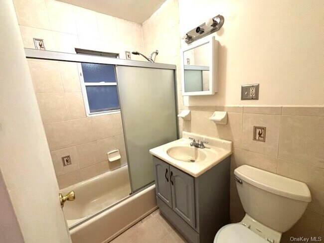 Building Photo - 238-23 148th Dr