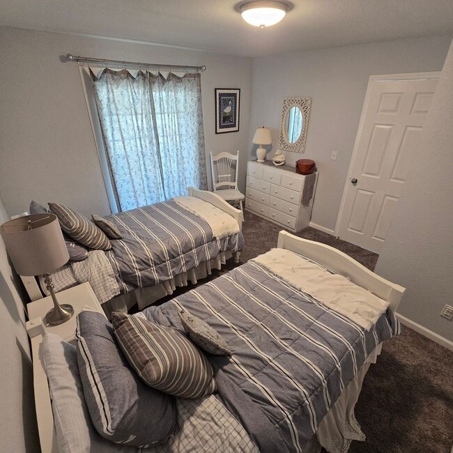 Building Photo - 1304 Worden Ave