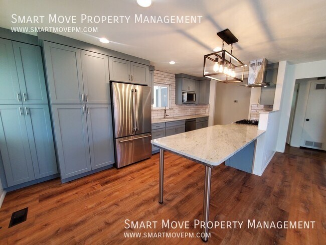 Building Photo - 6030 Kirkwood Cir