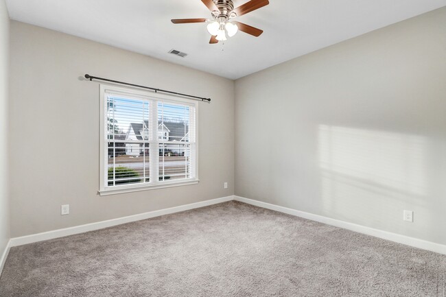 Building Photo - 228 Planters Ridge Dr