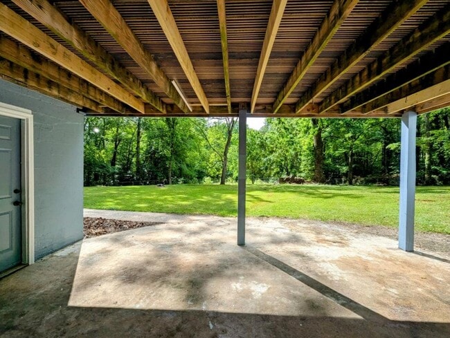 Building Photo - 4254 Asbury Church Rd