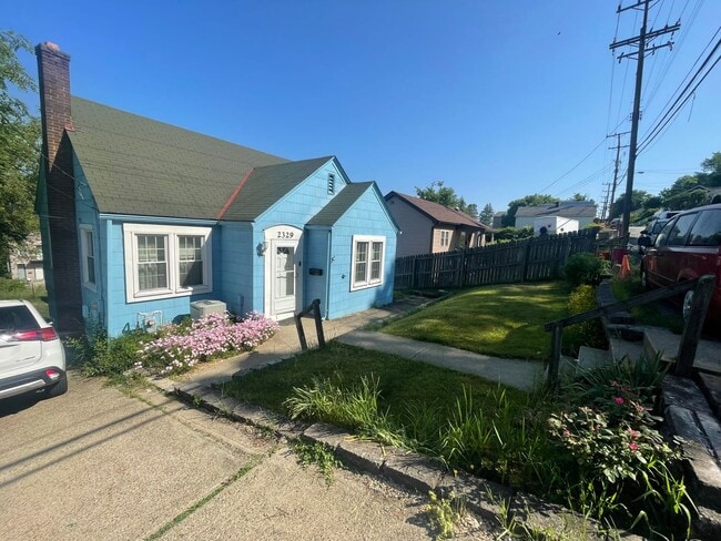 Primary Photo - COMING SOON! HOME IS CURRENTLY OCCUPIED – ...