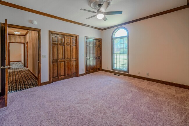 Building Photo - 107 Geers Ct