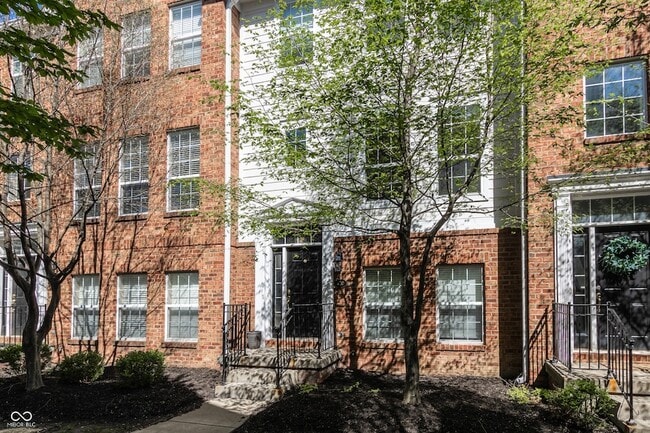 Primary Photo - 420 Beverly Ct