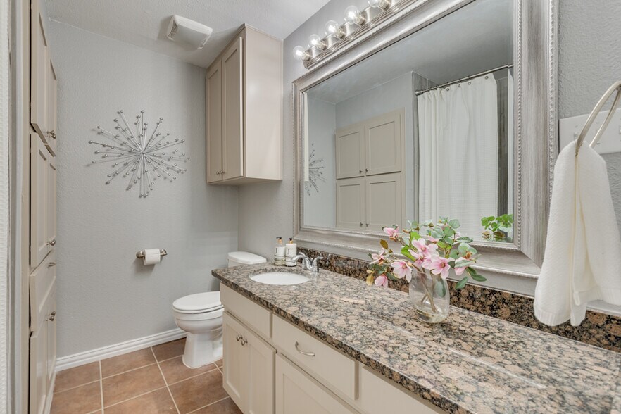 Hall Bathroom - 208 W. Fourth St.