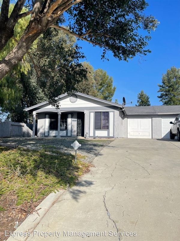 Building Photo - 28284 Los Cielos Rd