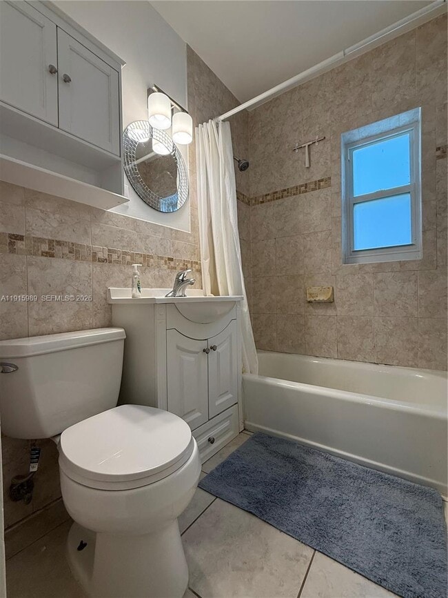 Building Photo - 6141 SW 47th St