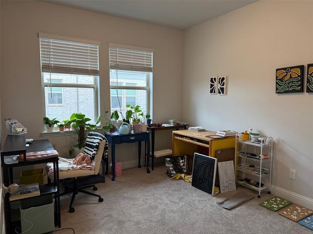 Building Photo - 341 Blackthorne Dr
