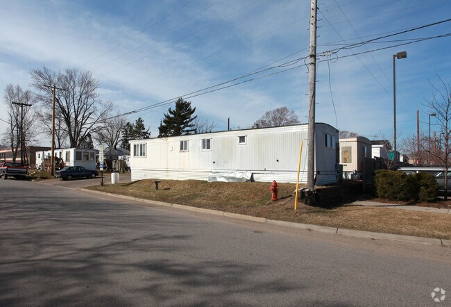 Building Photo - 8701 Lyndale Ave S